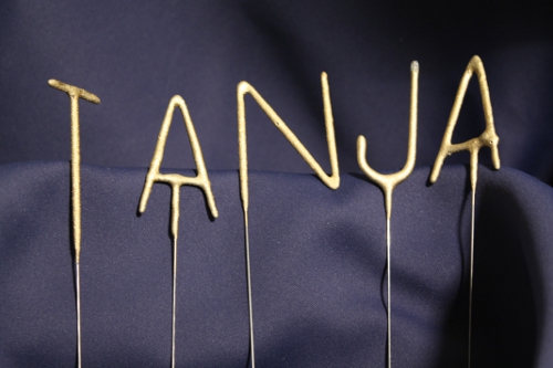 Name Tanja aus Buchstaben-Wunderkerzen